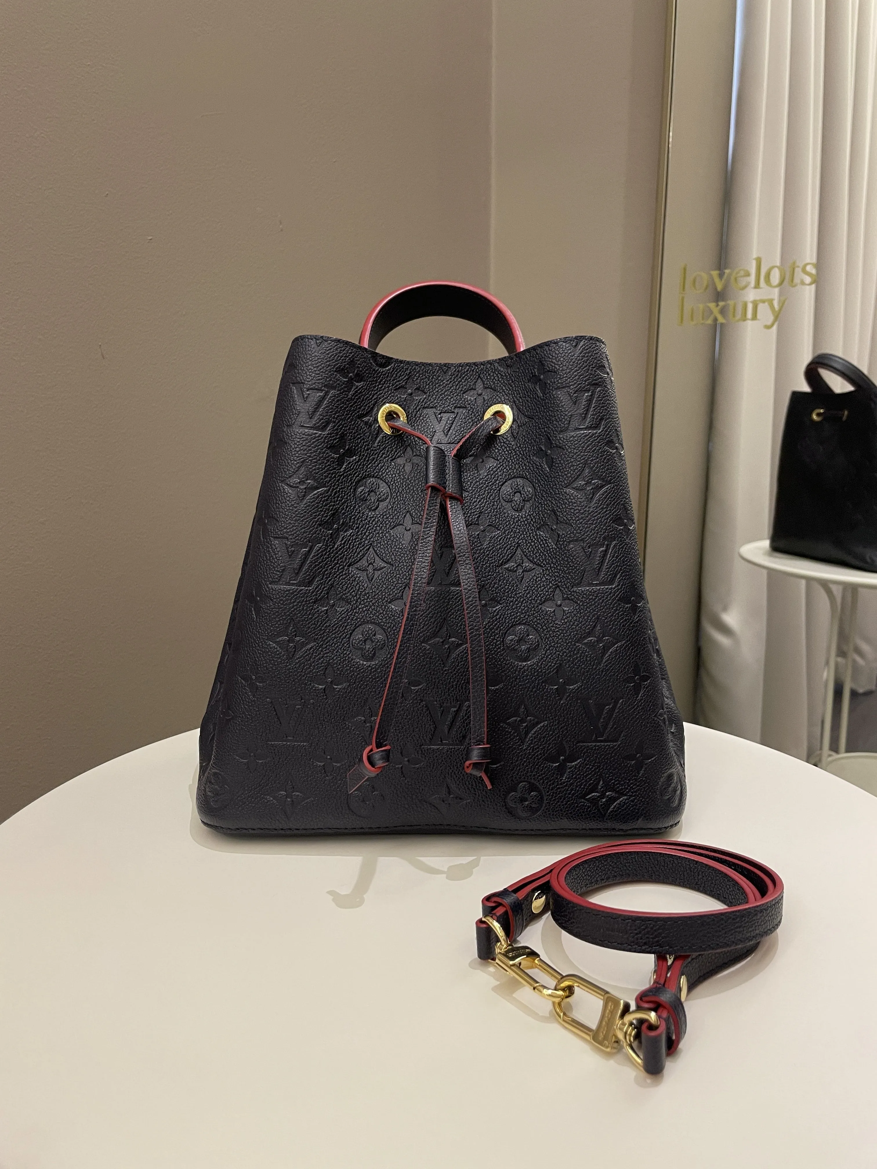 Louis Vuitton Neo Noe Bucket Bag Marine Rouge Empreinte Leather